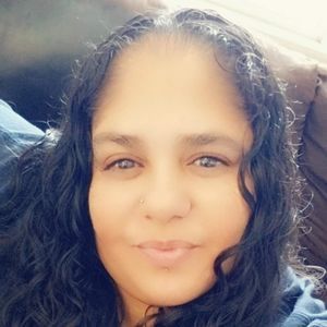 Meet your Posher, Leslie